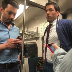 corrosivecoco:  thepryncess:  corrosivecoco:  johncabell:  Riding the rails with The Property Brothers!! (at Grand Central Station)  IF YOU DO TELL THEM I LOVE THEM  corrosivecoco I SURE WILL!  My mother and I are obsessed with their shows. I can’t