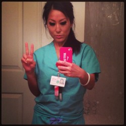 Ready for the grind! #workaholic #dowhatyoulove #lovewhatyoudo #onthegrind #carlefoundationhospital #spd #savelives #scrubs #healthcare (at Asian Barbie&rsquo;s Dollhouse)