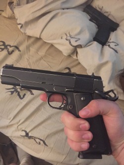 @prettylittlegirlygirl , here&rsquo;s my 1911 and XDM for hand size comparison since you asked lol, my lcp I couldn&rsquo;t even fit all of my hand on it