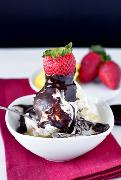 do-not-touch-my-food:  Brownie Batter Hot Fudge Sauce on Ice Cream