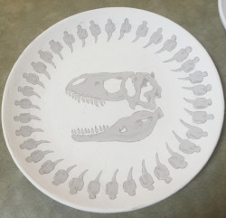 last weekend i went out with friends to a group ceramic painting and i painted some inaccurate fossils on a platei don’t mess around with different media that much so this was a fun experiment :))