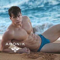 aronikswim:The beach and #Aronik it’s all you need! 🐝 Aronikswim.com #templeSquare Collection
