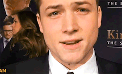 tarons: endless gifs of Taron Egerton being extremely handsome: “Manners maketh man.” (but this is really an admiration post for the close-up of his incredibly handsome flawless face and insane jawline)