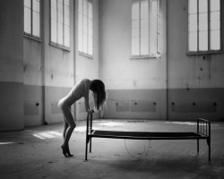 imickeyd:  © Kalynsky - Alone with bed