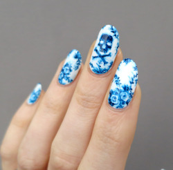 ladycrappo: Flow blue china nails.  Someone sent me a message recently suggesting I try some flow blue nails, and I loved the idea.  However, because I replied to that message it’s gone from my inbox, and I no longer know who it was.  If it was you,