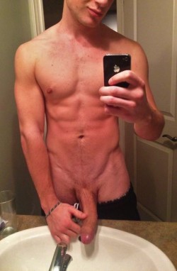 2hot2bstr8:  this guy’s cock is so fucking perfect…..like, get the hell in my mouth!!! definitely belongs in the top-20 best-looking dicks on tumblr, that’s for sure. :)wow.  Sweet meat