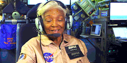 lyndsayfaye:  science-officer-spock:  Nichelle Nichols “Lt. Uhura” flies aboard SOFIA  Nichelle Nichols recently flew on board NASA’s Stratospheric Observatory for Infrared Astronomy, SOFIA, the world’s largest airborne observatory. Ms. Nichols