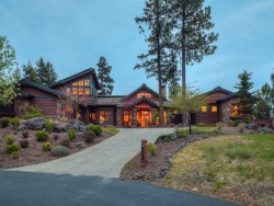 homeadverts:  Exquisite custom built château in Idaho. // homeadverts
