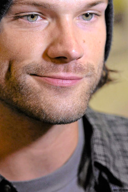 wellcometothedarkside:  wellcometothedarkside:  for my lovely brothersloverssoulmates and all the Jared’girls over there ♥  @wincestbrotherssoulmates    haha I think is there yes! 