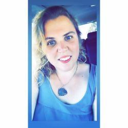 About last night ✨   #selfie #curlyhair #blonde #blueeyes #stpete #florida #car #leighbeetravel  (at St. Pete Beach, Florida) https://www.instagram.com/problemsolver_revolver/p/BxNHSs0gDHz/?utm_source=ig_tumblr_share&amp;igshid=owf76xc05gb9