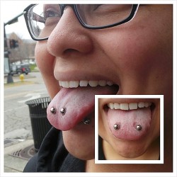 needle-pusher:  Paired tongue piercings after a downsize a little less then 2 week’s into healing and they’re doing great!!! Implant grade titanium barbells from the jewelry wizards at @Anatometalinc!! #pairedtonguepiercings #doubletonguepiercing