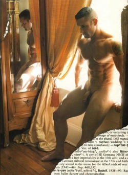 nakedpicturesofyourdad:Rob Kreider in a really odd Playgirl spread from some time in the 2000’s, via Brutos Eros
