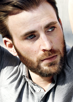 dailychrisevans: Chris Evans photographed by Mark Segal for the cover of Esquire Magzine (April 2017)