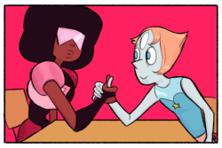 squaremomgsquad:  solitairecherry:  kingcheddarxvii:  Arm wrestlin’ comics  This is so garnet this is so beautiful  I’ve reblogged this at least three times before but I don’t care 