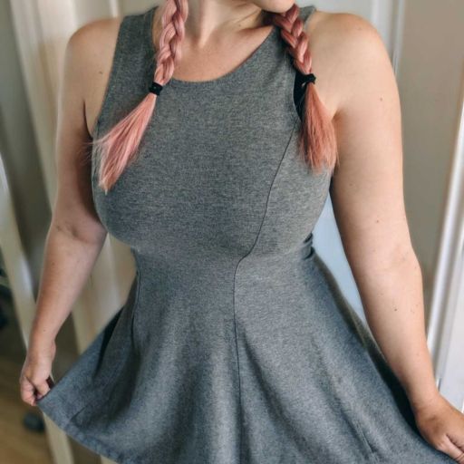 beautybeforebrains:demonkittenn:Being awfully loud for an introvertGet out of my room, smile wiped cleanIsn&rsquo;t it weird to be so mean?My lovely @kittenbeforebrains is demonstrating two great techniques for a hotter selfie - pull your clothes out