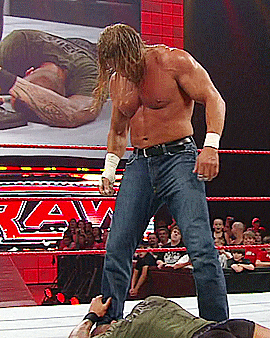 hotwrestlingmen:    Triple H Attacks Randy OrtonMonday Night RAW (June 8th, 2009)   