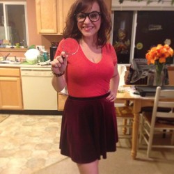 sparklybongwater:  Jinkies! Let’s solve a mystery gang. #velma #scoobydoo #halloween