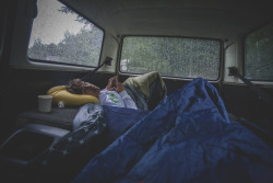 bounnd:      rainy summer morning  Roadtrip.  OMFG.   okay this looks like literally the most perfect thing I could ever ever do omg my heart I want itttt ahhhh cant handle it rain + road trips + coffee it’s too much, too much i say  Want this so bad