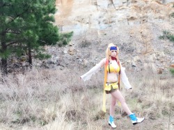 bigdead93:  usatame:  Had so much fun shooting Rikku today! It was worth climbing the rocks to get the photos!!! ❤️❤️❤️ the photos are awesome can’t wait till I can release them! Here are some behind the scene phone pics in the meantime