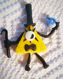 Me trying to make a tiny Bill Cipher&hellip; probably gonna try again later. #gravityfalls #billcipher #bill #clay