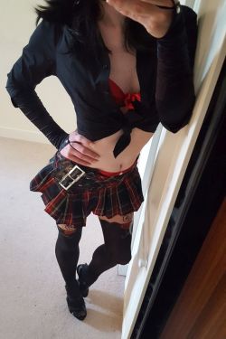 mainlyusedforwalking:  Just playing about at home. Anyone want to join in? ^^