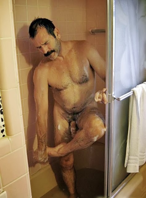 Nude sex in shower