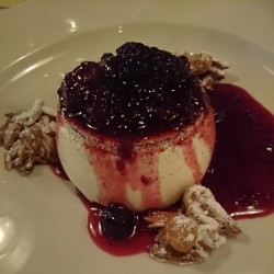 4 #dessert #vanillapannacota (at Osteria Mozza Singapore)