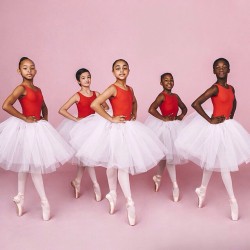 and-all-that-other-earthly-shit:#blackgirlsdoballet