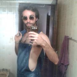 mimesmo:Vamo ali no vizinho um pouquinho #barba #beard #mimdeixa #selfie #hairy #hairychest #pelos (em Cidade Universitária - Barão Geraldo.)