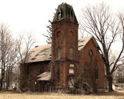 clavicle-moundshroud: Abandoned Old Church: Vandalia, MI roadtrippers.com ☾♎☽ 