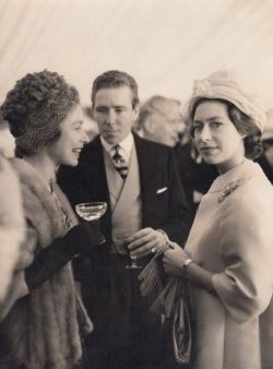 royal-family-album:  Queen Elizabeth II, Princess Margaret and Earl of Snowdon. A most unguarded picture of the queen. 