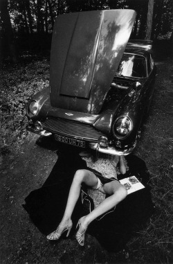 untitled photo by Jeanloup Sieff