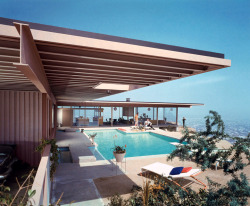 Case Study House No. 22; Stahl Residence, Los Angeles, 1960 Architect: Pierre KoenigPhoto: Julius Shulman;via: shorpy
