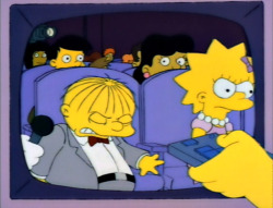 por-ti-sigo-aqui:  soylavirgen-maria-o-seaubicatex:  sideral–times:  ancalim0n:  un-zombie-a-punto-de-morir:  myrosesgarden:  siemprelamismamierd4:  i-kill-zombies-for-you:  insaneyesplease:  Bart: Mira esto Lisa, podemos ver justo el cuadro de cuando