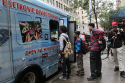 zumainthyfuture:  escapedgoat:  stfuconservatives:  searchingforknowledge:  native-detroiter:  nybooks:  Cell phones are banned from public schools in New York City and students must store them in trucks outside the school during the day. The business