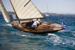 seatechmarineproducts:  The oldest yacht in the Spetses Classic Yacht in 2012, Navissa (1907), also won first place in the Vintage Classic Yacht Division. - Seatech Marine Products &amp; Daily Watermakers