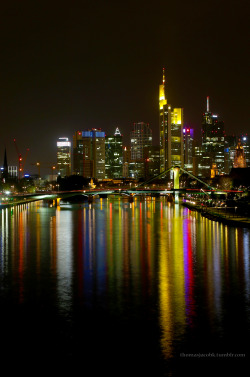 thomasjacobk:  Frankfurt by night 