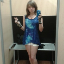 i-seewhat-you-d1dthere:  New outfit xP #newstuff #me #changeroom #newshirt #newshorts #selfie #dork #cute #cuteoutfit