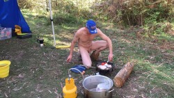 The naked chef !!