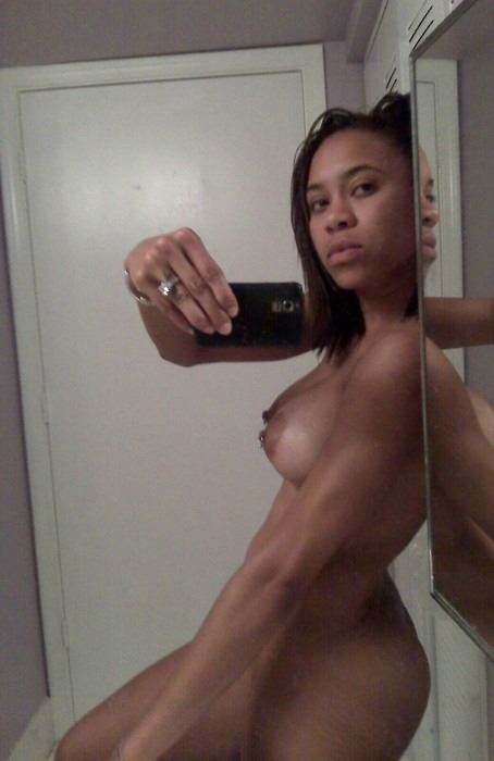 Fat black girl selfie