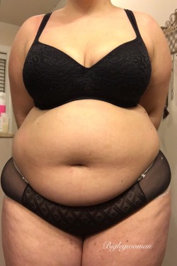 biglegwoman:I am getting so fat!