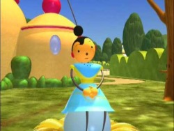 unclefather:  watchersthegreat:  unclefather:Look at that snatched waist and sock bun. She’d do numbers on Instagram  Y'all motherfuckers coming for Rollie-Pollie Ollie’s mom now????  I can’t believe I forgot to mention her thigh gap 👌🏼