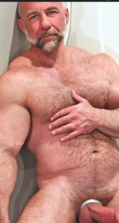Mature naked Daddy bear gets sucked 7, Hard sex on emyfour.nakedgirlfuck.com