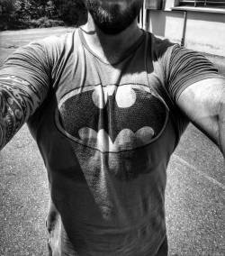 begmetocome:  WOD done! 🏋️‍♂️ #batman #thedarkknight #wod #crossfit #fitness #fun #workout #gym #superhero
