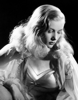 summers-in-hollywood: Veronica Lake
