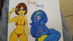 0lightsource:  voidedgirlrps:  Flanny and Mochi Flanny belongs to 0lightsource, 0lightsourced Mochi belongs to me. I just though these two babes would look sexy enjoying the summer sun. I’m so not sorry!!!  WAAAHH They look so cute in those bikinis!!