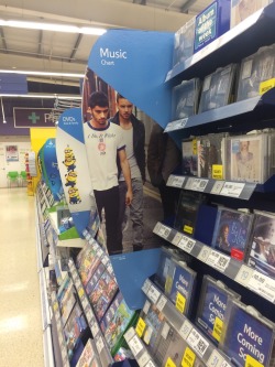 giggleziam:  theooolytoooly:  In case you were wondering tesco is still ziam af  aka ziam R&amp;B duo will rise
