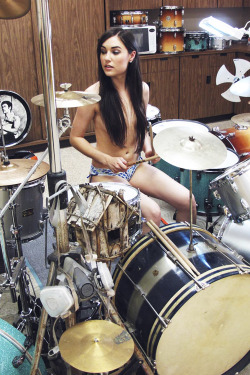 queerios-and-milk:  Sasha Grey on drums. topless. girl. drummer. 