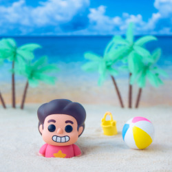 cartoonnetwork: Beach summer fun buddy! How are you spending your day off?  