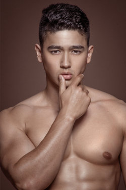 365daysofsexy:  JOACHIM MILNERfor Skintones project by Chesterfield Hector 